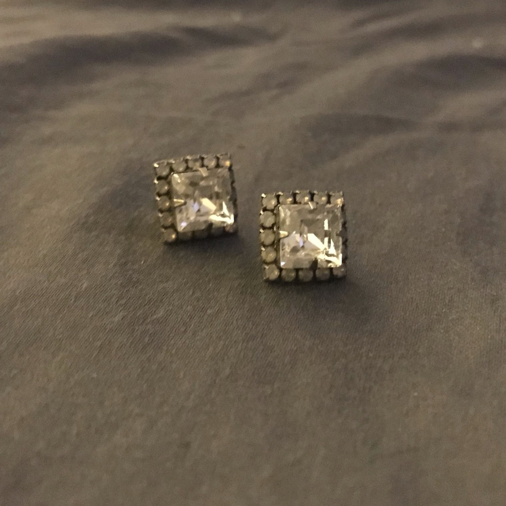 Sorrelli post earrings